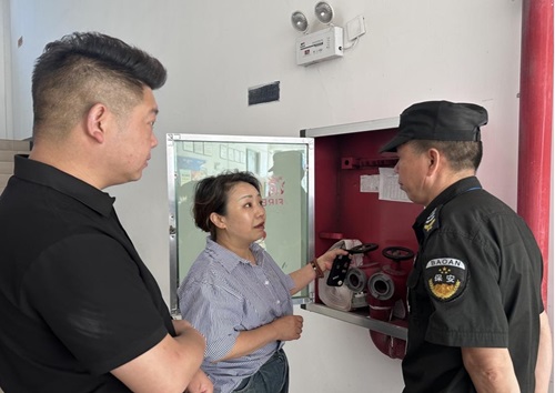 花溪校区开展校园安全隐患排查整治工作