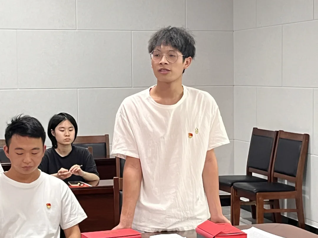 DangYuanTongZhiFenXiangChuXin.max-1600x1